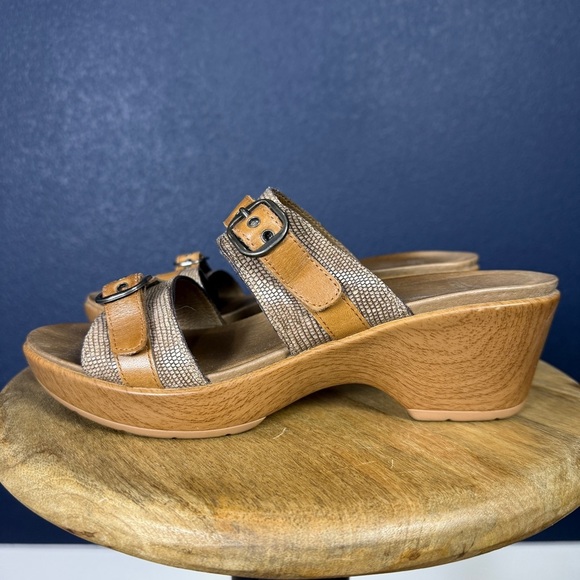 Dansko "Jessie Lizard" Tan Leather Slide Sandals, Size 40 (9.5) - Picture 3 of 11